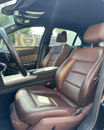 Mercedes-Benz Klasa E cena 43500 przebieg: 302637, rok produkcji 2009 z Wiązów małe 742